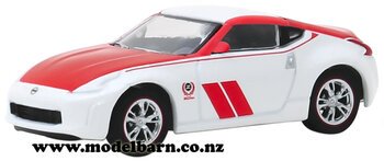 1/64 Nissan 370Z Coupe (2020, white & red)-nissan-and-datsun-Model Barn