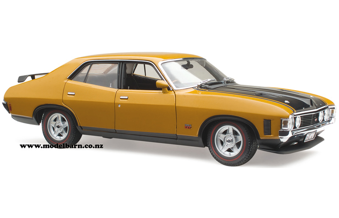 1/18 Ford XA Falcon GT RPO 83 Sedan (Summer Gold)