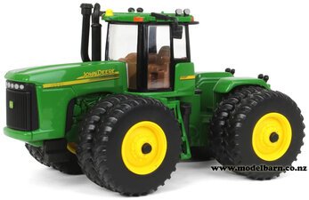 1/50 John Deere 9620 with Duals All-round-farm-equipment-Model Barn