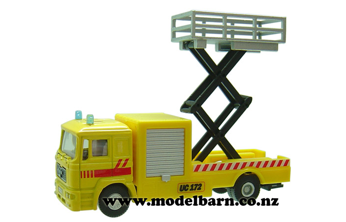 1/72 MAN F2000 Scissor Lift Road Maintenance Truck