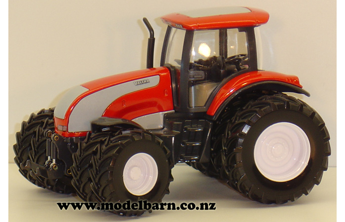 1/32 Valtra S with Duals All-round (red & grey)