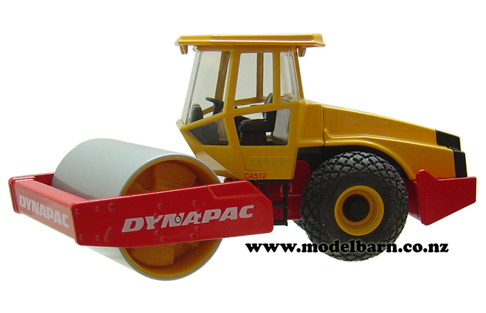 1/35 Dynapac CA-512 Articulated Roller
