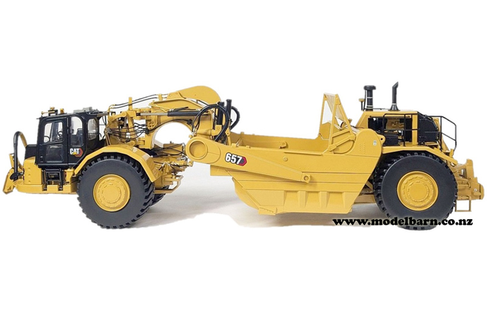 1/24 Caterpillar 657 Motor Scraper