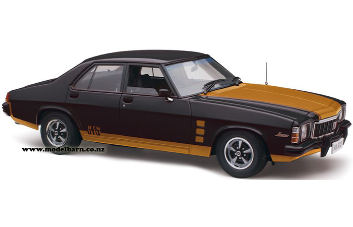 1/18 Holden HX Monaro GTS Sedan (Tuxedo Black)
