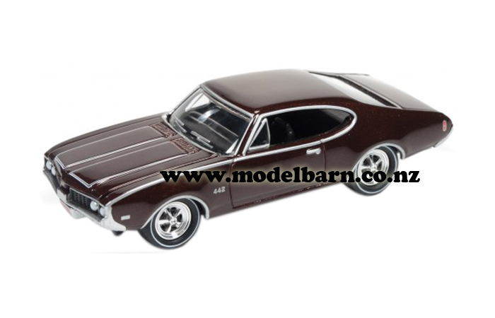 1/64 Oldsmobile Cutlass 442 (1969, dark brown)