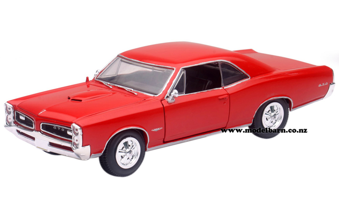 1/25 Pontiac GTO (1966, red)