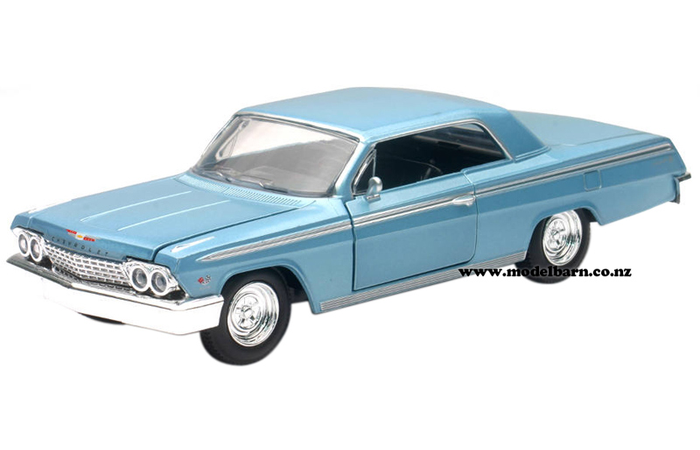 1/25 Chev Impala SS (1962, blue)