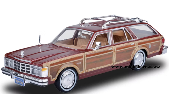 1/24 Chrysler LeBaron Station Wagon (1979, brown)