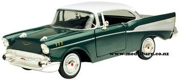 1/24 Chev Bel Air Coupe (1957, green & white)-chevrolet-and-gmc-Model Barn