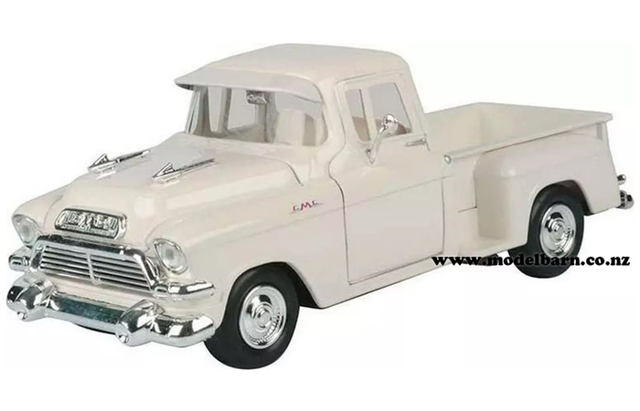 1/24 GMC Blue Chip Pick-Up (1957, white)
