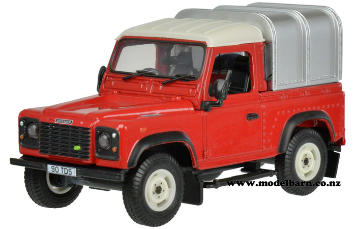 1/32 Land Rover Defender 90 with Canopy (red & silver)