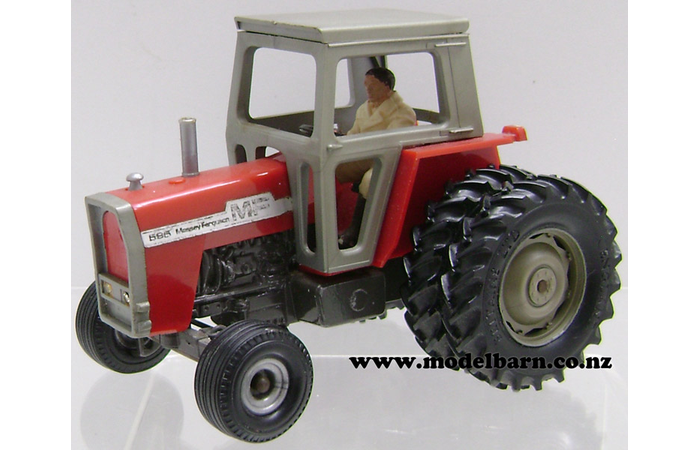 1/32 Massey Ferguson 595 with Rear Duals (used, unboxed, missing grill)