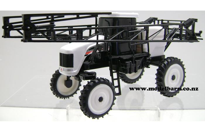 1/32 Ag Chem Spra-Coupe 7650 Self Propelled Sprayer (used, broken piece)