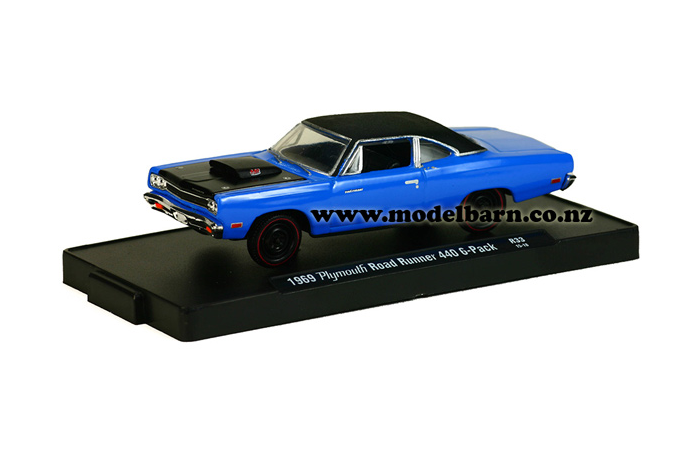 1/64 Plymouth Road Runner 440 6-Pack (1969, blue)