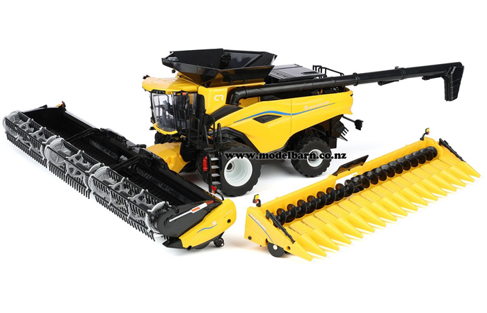 1/32 New Holland CR11 Combine Harvester with Grain & Corn Heads