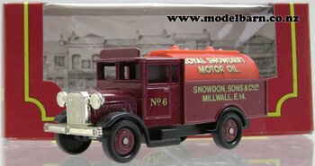 Morris Tanker "Royal Snowdrift Motor Oil" (83mm)-austin-and-morris-Model Barn