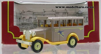 Bedford Bus "W215" (80mm)-buses,-coaches-and-trams-Model Barn