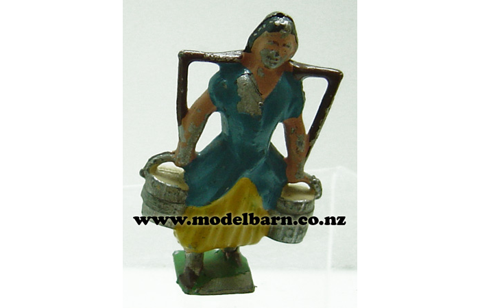 1/32 Milk Maid Figure (lead, France)