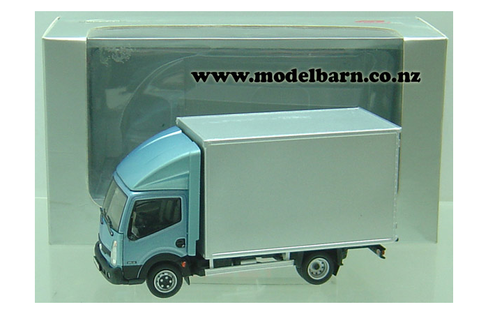 1/43 Nissan Cabstar 35.13 Box Truck