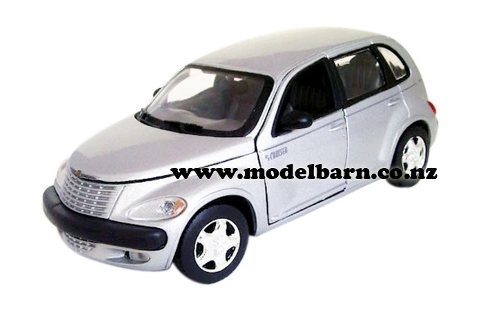 1/24 Chrysler PT Cruiser (silver)