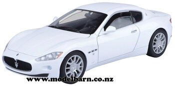 1/24 Maserati Gran Turismo (white)-other-vehicles-Model Barn