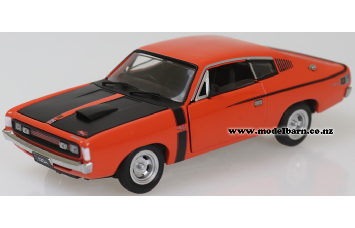 1/32 Valiant VH Charger E38 (orange & black) 
