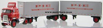 1/64 International Transtar Prime Mover & 2 Box Trailers "P.I.E."-international-Model Barn