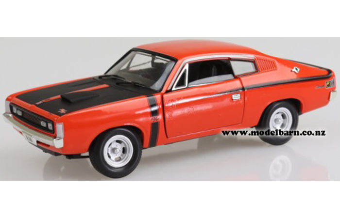1/32 Valiant VH Charger E38 R/T (red & black)