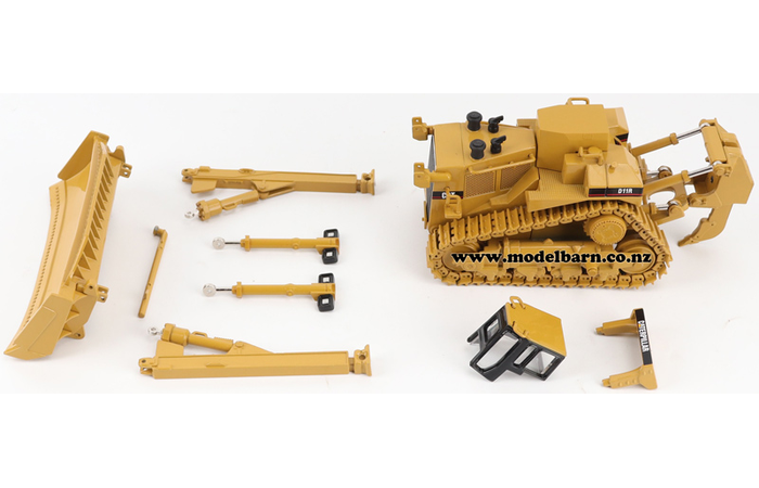 1/50 Caterpillar D11R Bulldozer Disassembled for Transport