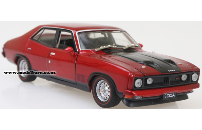 1/32 Ford XB Falcon GT Sedan (dark metallic red & black)