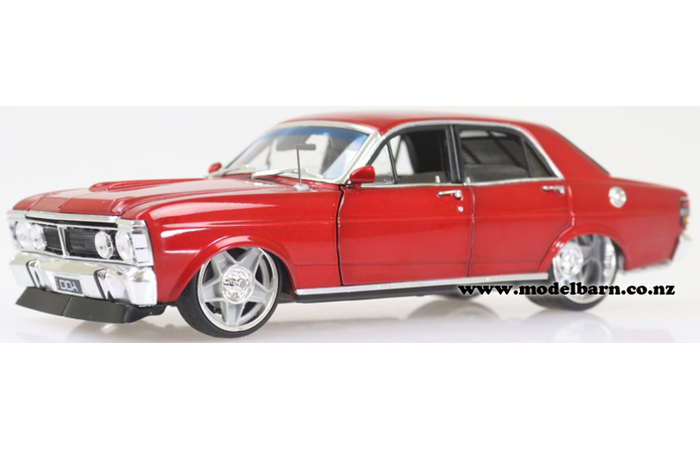1/24 Ford XY Falcon Custom Supercharged (Candy Red)