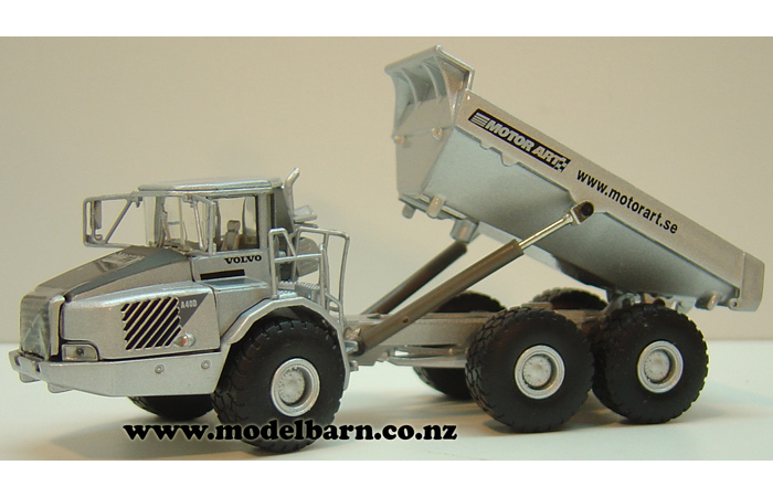 1/87 Volvo A40D Articulated Dump Truck (silver)