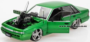 1/24 Holden VL Calais Supercharged (Osiris Green) -vehicles-Model Barn