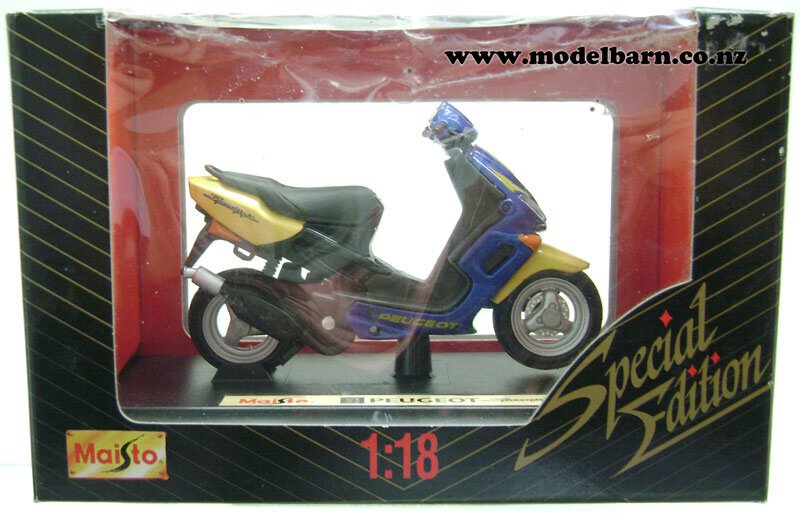 MAISTO バイクミニカー PEUGEOT ELYSEO125＆フィギュア