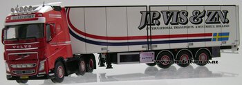 1/50 Volvo FH4 Globetrotter Prime Mover & Semi Refer Trailer "JP VIS & ZN BV"-volvo-Model Barn
