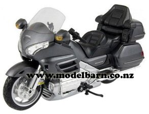 1/12 Honda Gold Wing (2010, grey)-motorbikes-and-atvs-Model Barn