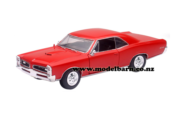 1/25 Pontiac GTO (1966, red)