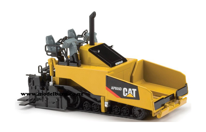 1/50 Caterpillar AP655D Track Asphalt Paver