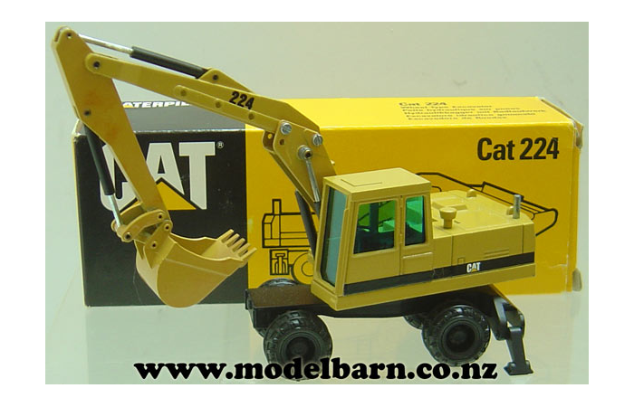 1/50 CAT 224 Wheel Excavator