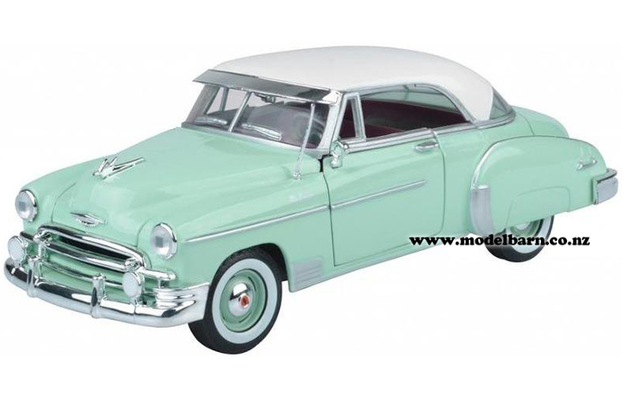 1/24 Chev Bel Air Coupe (1950, turquoise & white)
