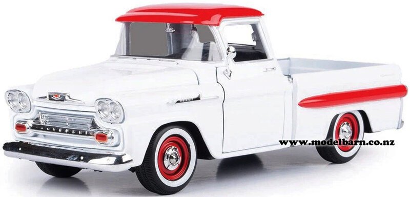 1/24 Chev Apache Pick-Up (1958, white & red) - New Arrivals