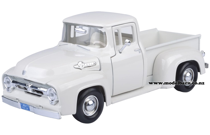 1/24 Ford F-100 Pick-Up (1956, white)