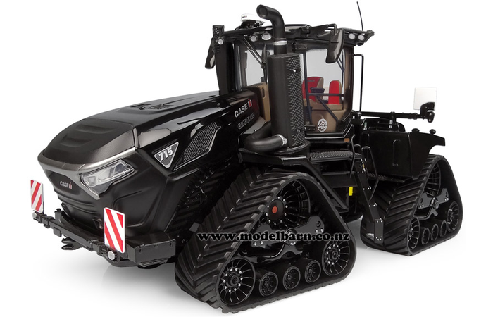1/32 Case IH Quadtrac 715 "Black Beauty"