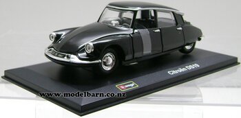 1/32 Citroen DS19 (black)-other-vehicle-brands-Model Barn