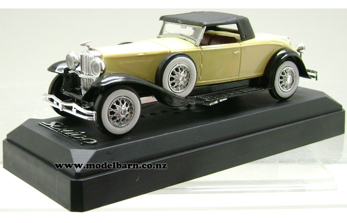 1/43 Duesenberg Spider (yellow & black)
