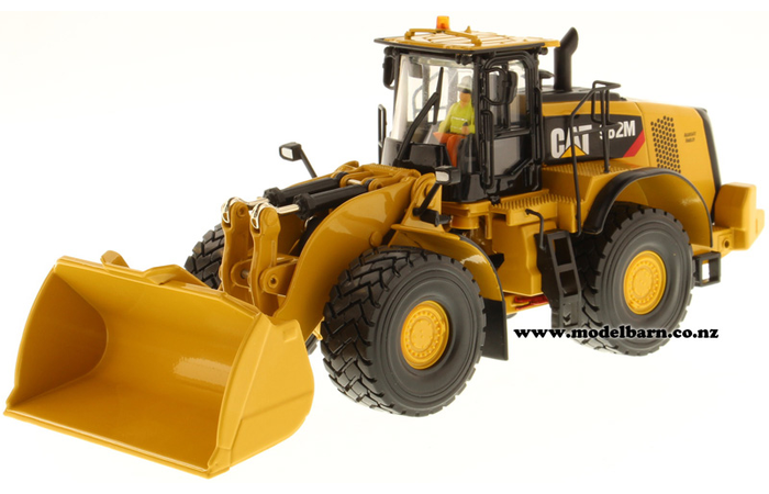 1/50 Caterpillar 982M Wheel Loader
