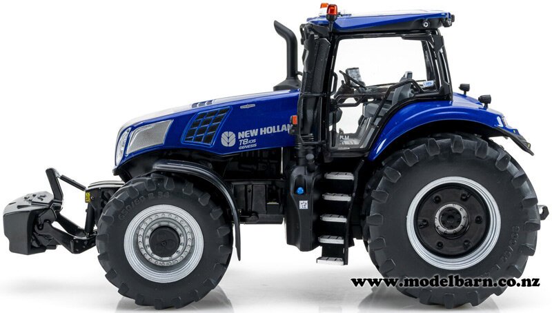 1/32 New Holland Genesis T8.435 