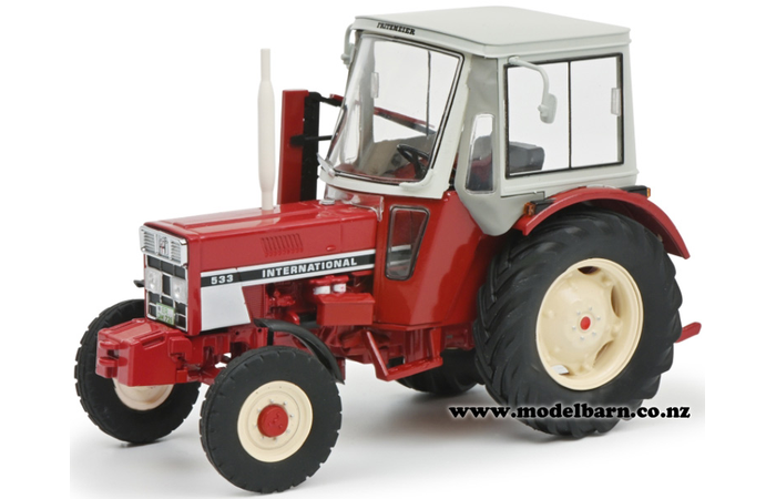 1/32 International 533 with Cab & Sickle Bar Side Mower