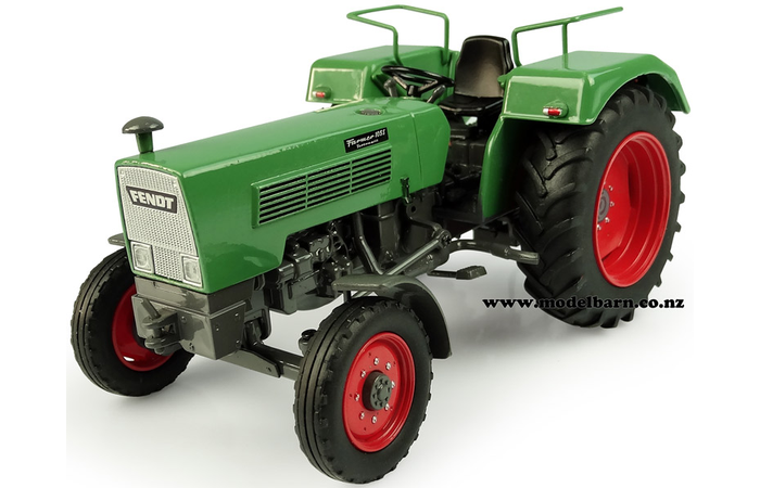 1/32 Fendt Farmer 105S