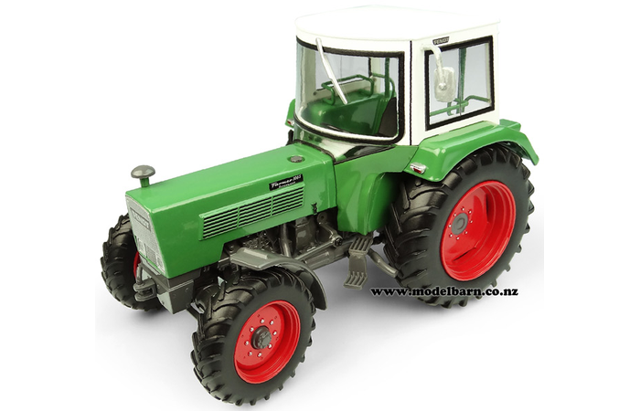 1/32 Fendt Farmer 106S Turbomatik 4WD with Fritzmeier M611 Cab